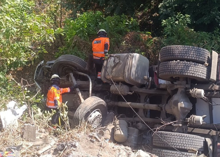 BCBG atendió accidente de tránsito múltiple en la vía Perimetral
